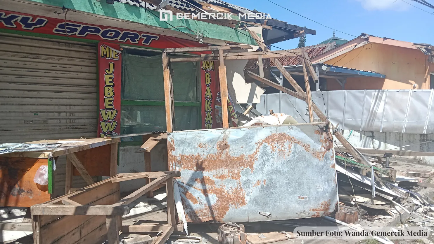 Kodim 0612 Tasikmalaya Kembali Lakukan Penertiban Lahan di Sekitar Unsil Utama Kodim