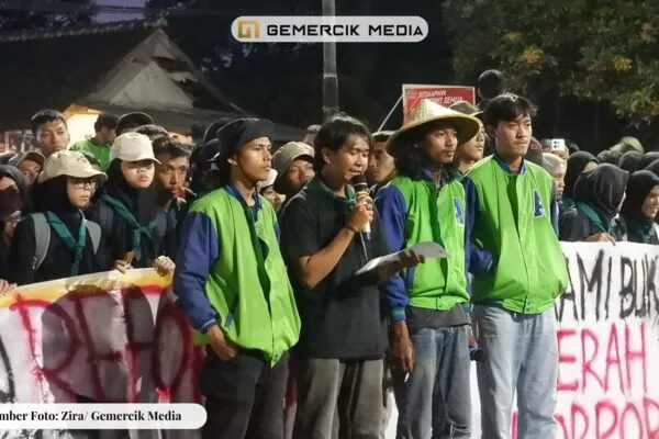 Mahasiswa Faperta Unsil Serukan Tujuh Pernyataan Sikap dalam Aksi Hari Tani Nasional IMG 20250924 WA0043